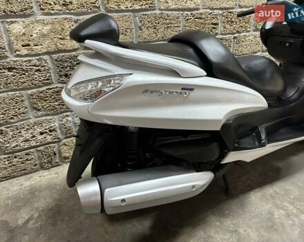 Ямаха Majesty 400, об'ємом двигуна 0.4 л та пробігом 33 тис. км за 2500 $, фото 2 на Automoto.ua