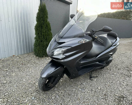 Ямаха Majesty 400, объемом двигателя 0.4 л и пробегом 51 тыс. км за 3100 $, фото 2 на Automoto.ua