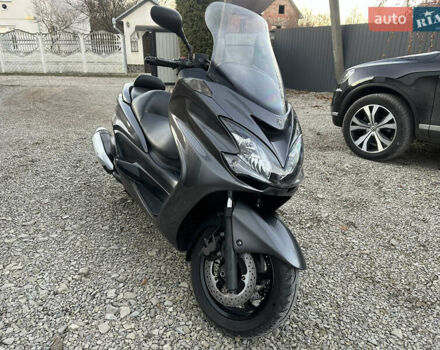 Ямаха Majesty 400, объемом двигателя 0.4 л и пробегом 51 тыс. км за 3100 $, фото 9 на Automoto.ua