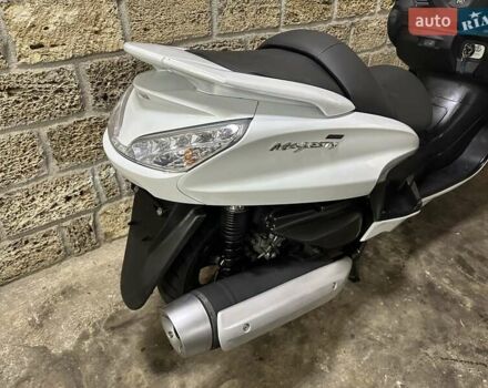 Ямаха Majesty 400, об'ємом двигуна 0 л та пробігом 32 тис. км за 2700 $, фото 7 на Automoto.ua