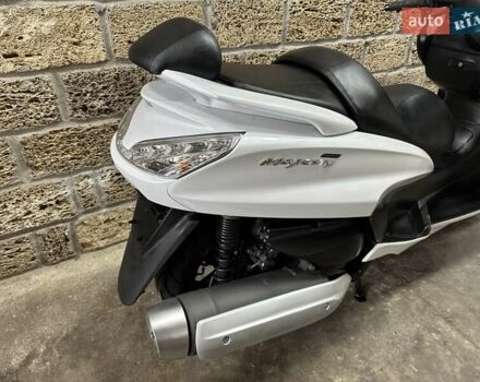 Ямаха Majesty 400, объемом двигателя 0 л и пробегом 28 тыс. км за 2500 $, фото 3 на Automoto.ua
