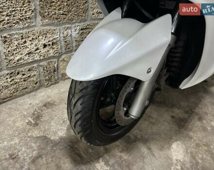 Ямаха Majesty 400, об'ємом двигуна 0 л та пробігом 32 тис. км за 2700 $, фото 2 на Automoto.ua