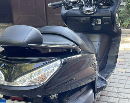 Ямаха Majesty 400, объемом двигателя 0.4 л и пробегом 43 тыс. км за 3000 $, фото 4 на Automoto.ua