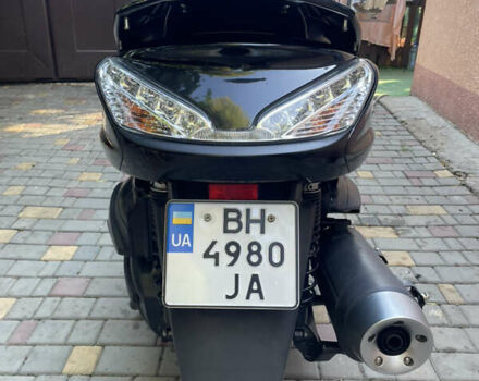 Ямаха Majesty 400, объемом двигателя 0.4 л и пробегом 43 тыс. км за 3000 $, фото 6 на Automoto.ua