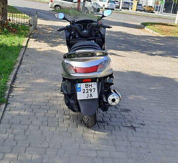 Ямаха Majesty 400 2005 в Одессе на Automoto.ua Ямаха Majesty 400, объемом двигателя 0.4 л и пробегом 50 тыс. км за 2400 $, фото 1 на Automoto.ua
