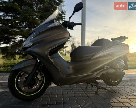 Серый Ямаха Majesty 400, объемом двигателя 0.4 л и пробегом 33 тыс. км за 3800 $, фото 4 на Automoto.ua