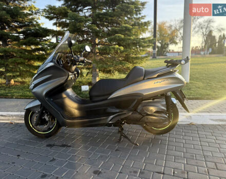Серый Ямаха Majesty 400, объемом двигателя 0.4 л и пробегом 33 тыс. км за 3800 $, фото 9 на Automoto.ua