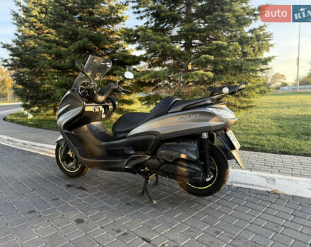 Серый Ямаха Majesty 400, объемом двигателя 0.4 л и пробегом 33 тыс. км за 3800 $, фото 10 на Automoto.ua