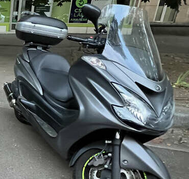 Серый Ямаха Majesty 400, объемом двигателя 0.4 л и пробегом 33 тыс. км за 3800 $, фото 36 на Automoto.ua