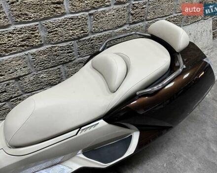 Ямаха Maxam 250, объемом двигателя 0 л и пробегом 19 тыс. км за 2100 $, фото 4 на Automoto.ua