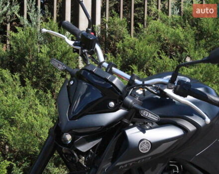 Чорний Ямаха MT-03, об'ємом двигуна 0.32 л та пробігом 3 тис. км за 6100 $, фото 6 на Automoto.ua