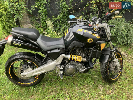 Ямаха MT-03 2006 у Великом Березном на Automoto.ua Чорний Ямаха MT-03, об'ємом двигуна 0.6 л та пробігом 42 тис. км за 3500 $, фото 1 на Automoto.ua