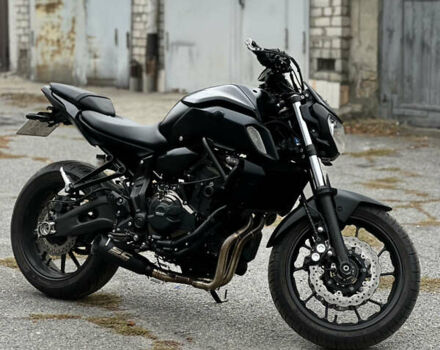 Чорний Ямаха MT-07, об'ємом двигуна 0.69 л та пробігом 7 тис. км за 8500 $, фото 8 на Automoto.ua