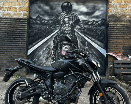 Чорний Ямаха MT-07, об'ємом двигуна 0.69 л та пробігом 15 тис. км за 9000 $, фото 12 на Automoto.ua