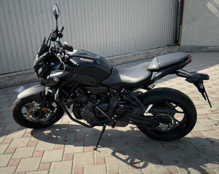 Чорний Ямаха MT-07, об'ємом двигуна 0.69 л та пробігом 9 тис. км за 8700 $, фото 11 на Automoto.ua