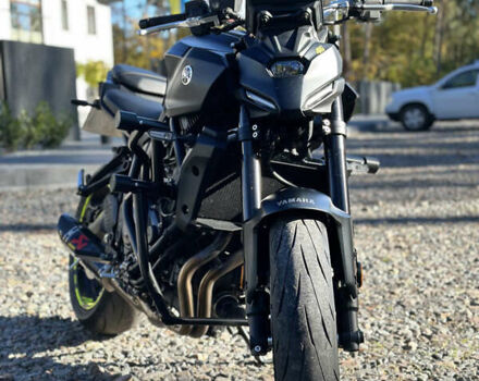 Чорний Ямаха MT-07, об'ємом двигуна 0 л та пробігом 5 тис. км за 9900 $, фото 2 на Automoto.ua