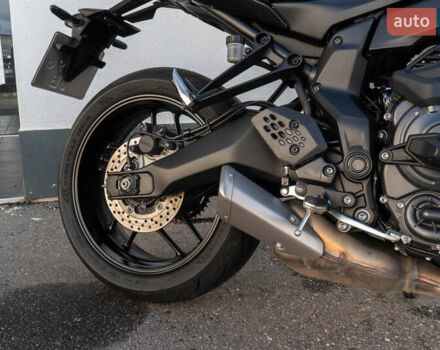 Чорний Ямаха MT-07, об'ємом двигуна 0.69 л та пробігом 4 тис. км за 11200 $, фото 4 на Automoto.ua