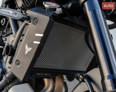 Чорний Ямаха MT-07, об'ємом двигуна 0.69 л та пробігом 4 тис. км за 11200 $, фото 2 на Automoto.ua