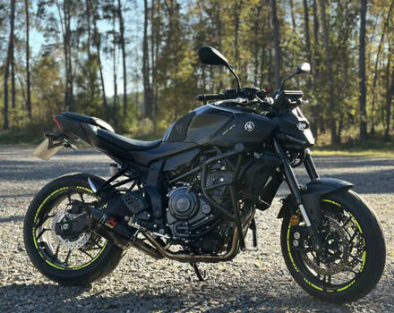 Чорний Ямаха MT-07, об'ємом двигуна 0 л та пробігом 5 тис. км за 9900 $, фото 7 на Automoto.ua