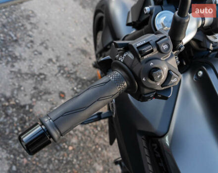 Чорний Ямаха MT-07, об'ємом двигуна 0.69 л та пробігом 4 тис. км за 11200 $, фото 7 на Automoto.ua