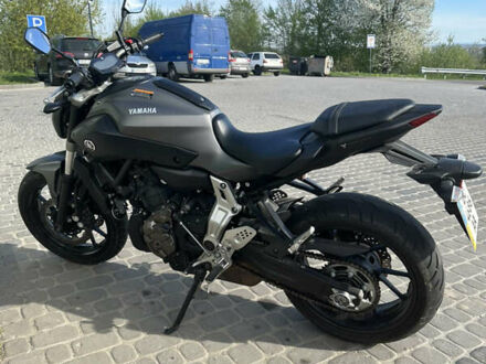 Чорний Ямаха MT-07, об'ємом двигуна 0.7 л та пробігом 18 тис. км за 6600 $, фото 1 на Automoto.ua