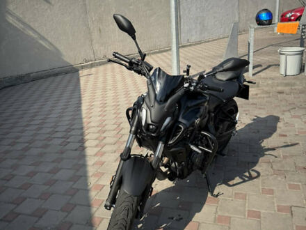 Черный Ямаха MT-07, объемом двигателя 0.69 л и пробегом 9 тыс. км за 8700 $, фото 1 на Automoto.ua