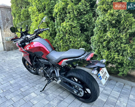 Красный Ямаха MT-07, объемом двигателя 0.7 л и пробегом 20 тыс. км за 7700 $, фото 17 на Automoto.ua