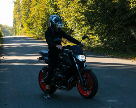 Серый Ямаха MT-07, объемом двигателя 0.69 л и пробегом 13 тыс. км за 8500 $, фото 1 на Automoto.ua