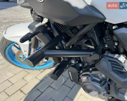 Сірий Ямаха MT-07, об'ємом двигуна 0.69 л та пробігом 2 тис. км за 10000 $, фото 10 на Automoto.ua