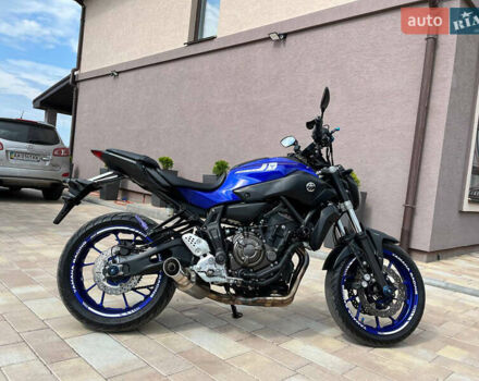Синий Ямаха MT-07, объемом двигателя 0.69 л и пробегом 15 тыс. км за 8700 $, фото 5 на Automoto.ua