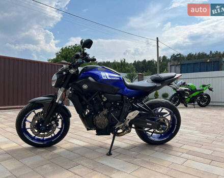 Синий Ямаха MT-07, объемом двигателя 0.69 л и пробегом 15 тыс. км за 8700 $, фото 2 на Automoto.ua