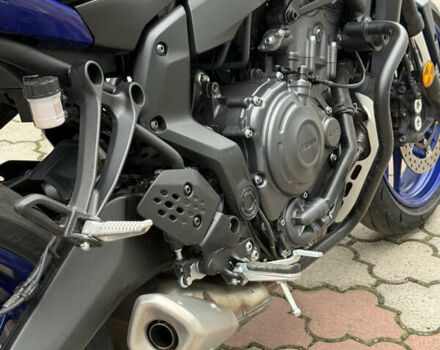 Синий Ямаха MT-07, объемом двигателя 0.7 л и пробегом 2 тыс. км за 9500 $, фото 9 на Automoto.ua
