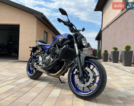 Синий Ямаха MT-07, объемом двигателя 0.69 л и пробегом 15 тыс. км за 8700 $, фото 1 на Automoto.ua