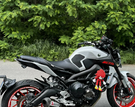 Білий Ямаха MT-09, об'ємом двигуна 0.85 л та пробігом 18 тис. км за 11000 $, фото 10 на Automoto.ua