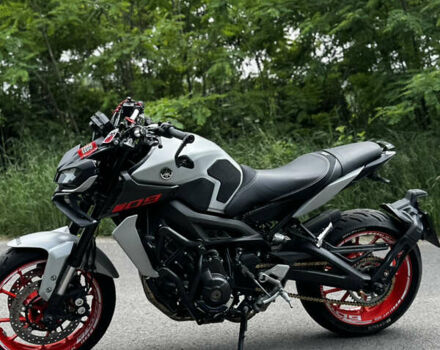 Білий Ямаха MT-09, об'ємом двигуна 0.85 л та пробігом 18 тис. км за 11000 $, фото 5 на Automoto.ua