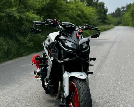 Білий Ямаха MT-09, об'ємом двигуна 0.85 л та пробігом 18 тис. км за 11000 $, фото 1 на Automoto.ua