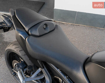 Черный Ямаха MT-09, объемом двигателя 0 л и пробегом 2 тыс. км за 14100 $, фото 4 на Automoto.ua