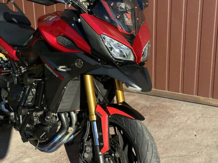 Ямаха MT-09 2015 в Ровно на Automoto.ua Красный Ямаха MT-09, объемом двигателя 0.85 л и пробегом 32 тыс. км за 8500 $, фото 1 на Automoto.ua