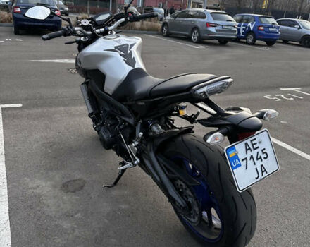 Ямаха MT-09, объемом двигателя 0.85 л и пробегом 54 тыс. км за 7800 $, фото 5 на Automoto.ua