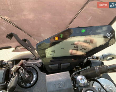 Ямаха MT-09, объемом двигателя 0 л и пробегом 16 тыс. км за 9600 $, фото 13 на Automoto.ua