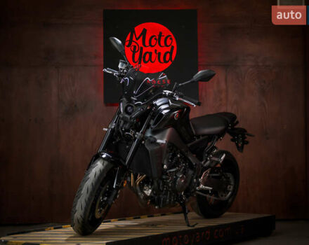 Ямаха MT-09, объемом двигателя 0.9 л и пробегом 10 тыс. км за 13000 $, фото 2 на Automoto.ua