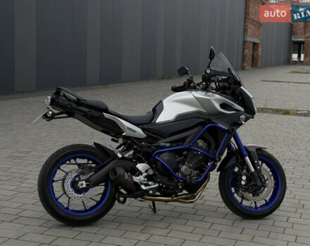 Ямаха MT-09, объемом двигателя 0.85 л и пробегом 34 тыс. км за 9000 $, фото 1 на Automoto.ua