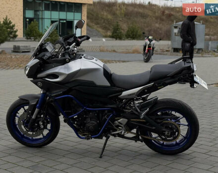 Ямаха MT-09, объемом двигателя 0.85 л и пробегом 34 тыс. км за 9000 $, фото 4 на Automoto.ua