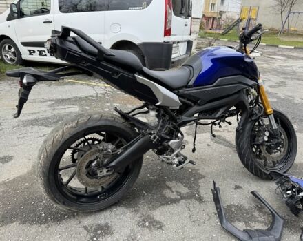 Ямаха MT-09, объемом двигателя 0.9 л и пробегом 0 тыс. км за 1100 $, фото 3 на Automoto.ua