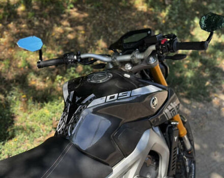 Сірий Ямаха MT-09, об'ємом двигуна 0.85 л та пробігом 15 тис. км за 8100 $, фото 2 на Automoto.ua
