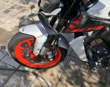 Сірий Ямаха MT-09, об'ємом двигуна 0.85 л та пробігом 20 тис. км за 11300 $, фото 3 на Automoto.ua
