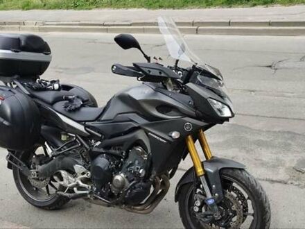 Ямаха MT-09 2016 у Києві на Automoto.ua Сірий Ямаха MT-09, об'ємом двигуна 0.85 л та пробігом 42 тис. км за 8800 $, фото 1 на Automoto.ua