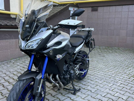 Сірий Ямаха MT-09, об'ємом двигуна 0.9 л та пробігом 35 тис. км за 8500 $, фото 1 на Automoto.ua