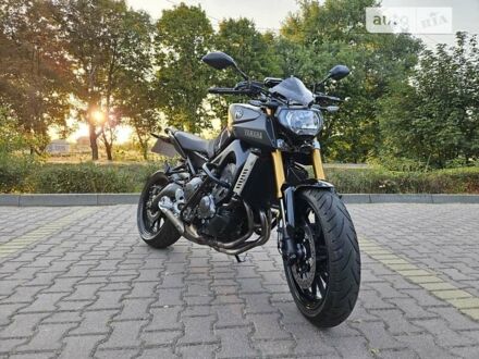 Ямаха MT-09 2019 в Миргороде на Automoto.ua Серый Ямаха MT-09, объемом двигателя 0.85 л и пробегом 10 тыс. км за 8500 $, фото 1 на Automoto.ua