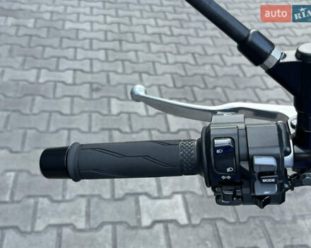 Синий Ямаха MT-09, объемом двигателя 0.85 л и пробегом 8 тыс. км за 11000 $, фото 15 на Automoto.ua